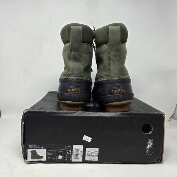 Men\'s 9.5 Sorel x J.Crew  Cheyanne II duck snow boots in Surplus Green main image 6